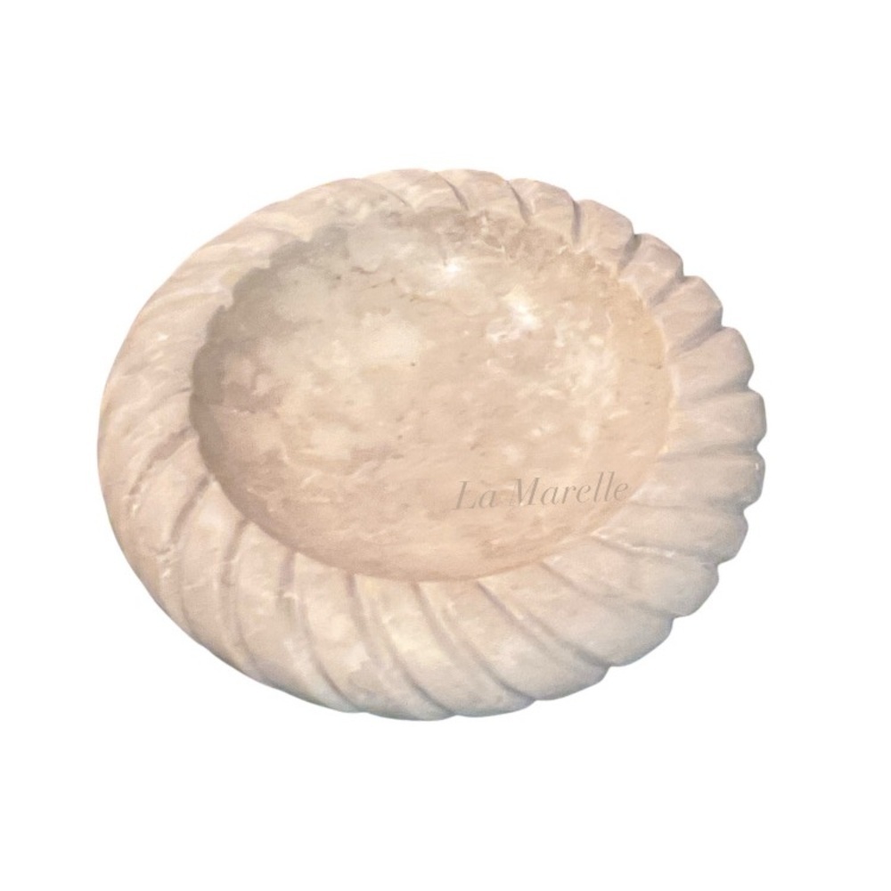 ✨Twisted Edge Marble Dish Cream - Threshold with Studio McGee Spring 2025 - Picture 7 of 10
